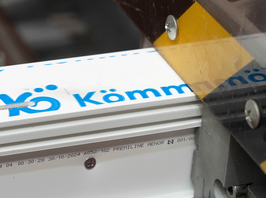 Kommerling y Protec Ventanas: La Excelencia en Ventanas de PVC